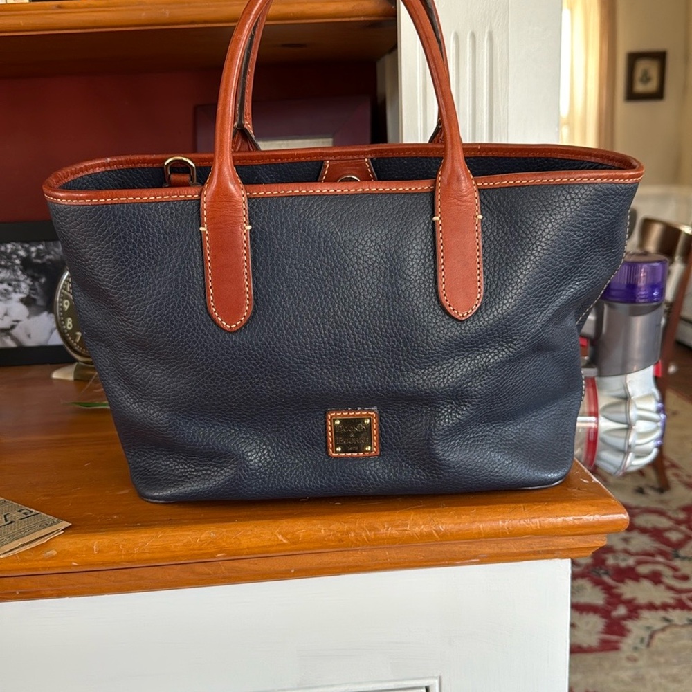 Dooney & Bourke Navy and Brown Leather Tote Bag “pebble grain Brenna”